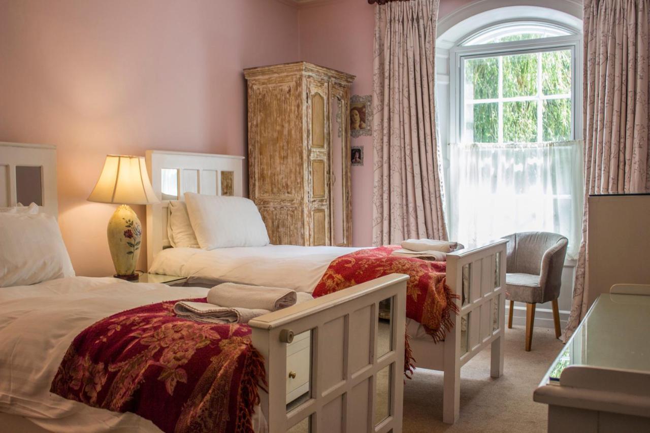 Inn The Pembroke Arms 4*