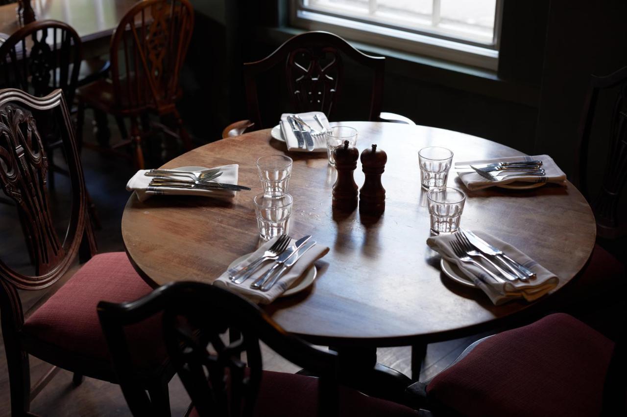 Inn The Pembroke Arms 4*